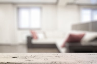 Masa oturma odasında