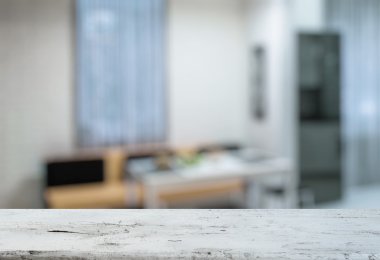 Masa oturma odasında