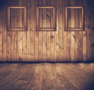 ahşap iç çerçeve ile