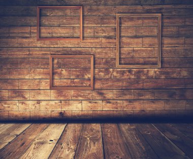 ahşap iç çerçeve ile