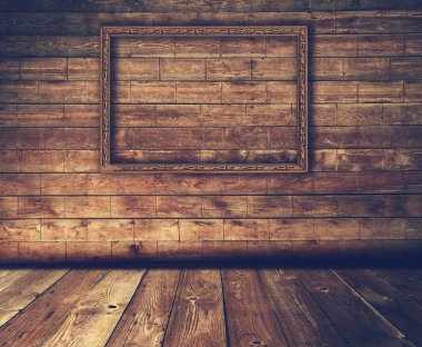 ahşap iç çerçeve ile