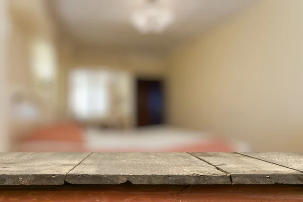 Tisch im Schlafzimmer — Stockfoto