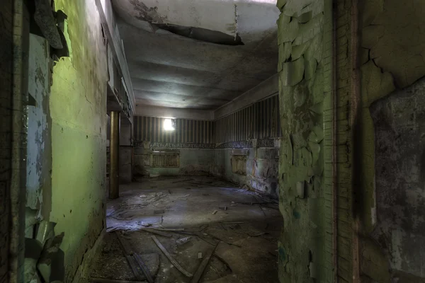 binayı terk edilmiş