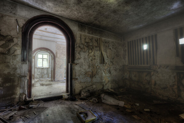 old abandoned building