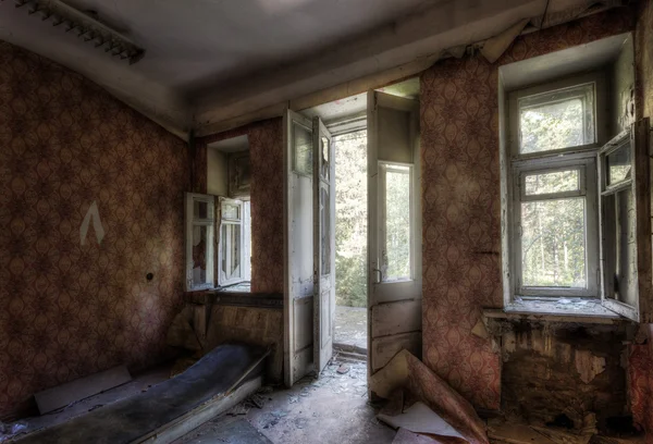 Ancien bâtiment abandonné — Photo