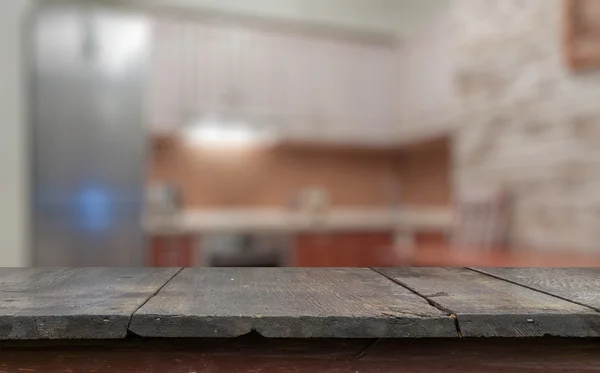 Tisch in der Küche — Stockfoto