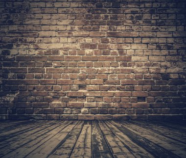 Tuğla duvarlı eski oda