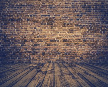 Tuğla duvarlı eski oda
