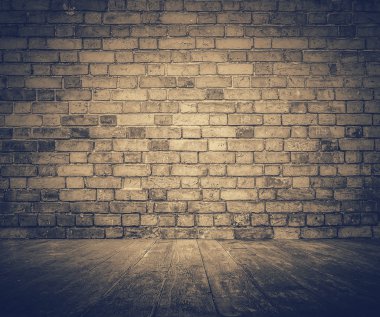Tuğla duvarlı eski oda