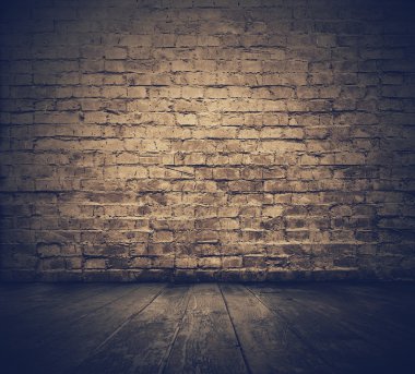 Tuğla duvarlı eski oda