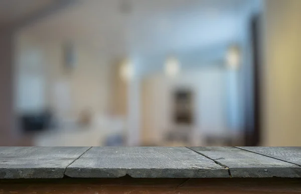 Vintage Holztisch im Wohnzimmer — Stockfoto