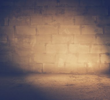 Grunge iç tuğla duvar ile
