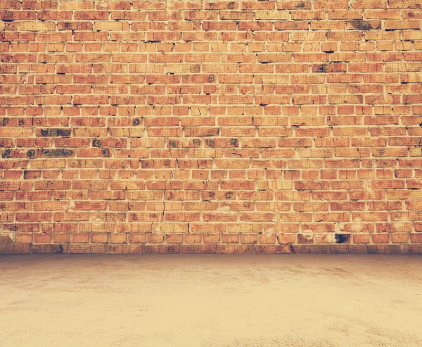 レンガの壁とグランジ インテリア — ストック写真