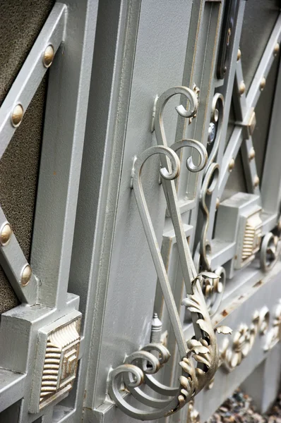 Decoration of metal on the gate — Stock Photo, Image