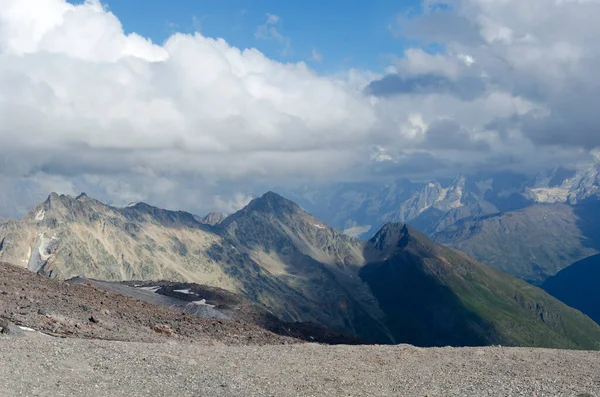 Cime Delle Montagne Del Caucaso Autunno Haz — Foto Stock