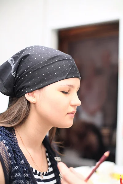 Preparación de maquillaje a la actriz antes de la escena — Foto de Stock