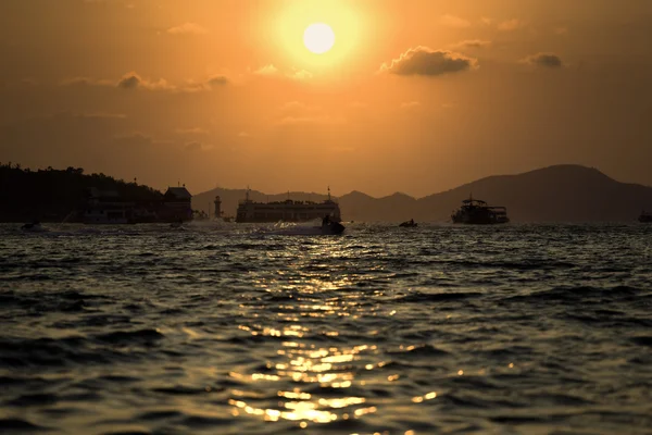 Sun go down between two islands — Stock Photo, Image