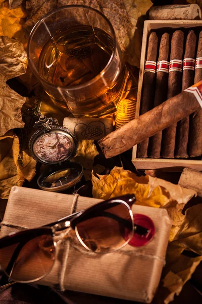 Rahatlamak için zamanı! Erkek zevkler tam bir set