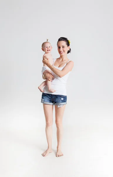 Mother playing with her daughter — Stock Photo, Image