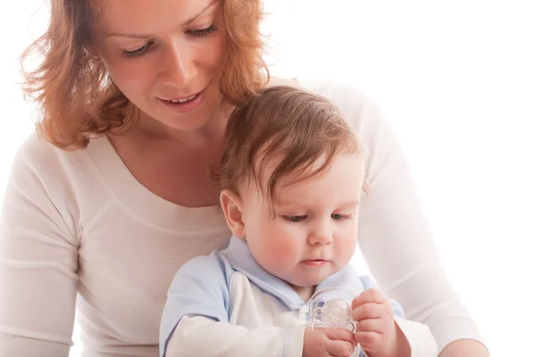 Erkek bebek ile anne — Stok fotoğraf