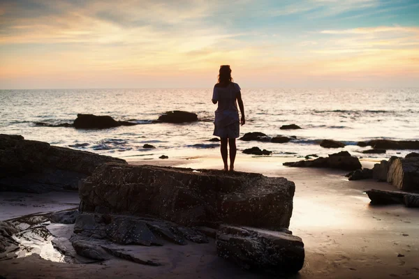 Silhouette at sunset — Stock Photo, Image