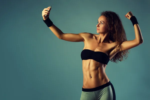 Sport vrouw selfie — Stockfoto