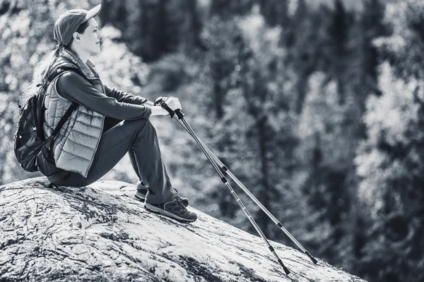 Junge Touristin — Stockfoto