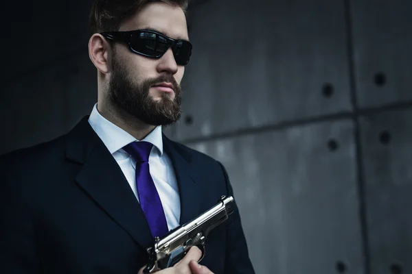 Danger man with gun — Stock Photo, Image