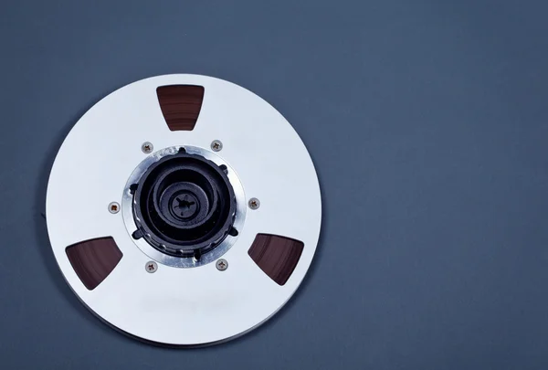 Open Metal Reel With Tape For Professional Sound Recording — Zdjęcie stockowe