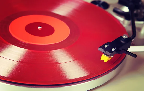 Cartucho de tocadiscos estéreo analógico vinilo rojo Record Player Headshell — Foto de Stock