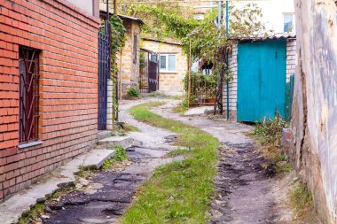 Eski şehrin avlusunun görüntüsü.