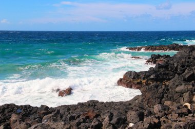 Atlantik Okyanusu kıyısında Azor Adaları