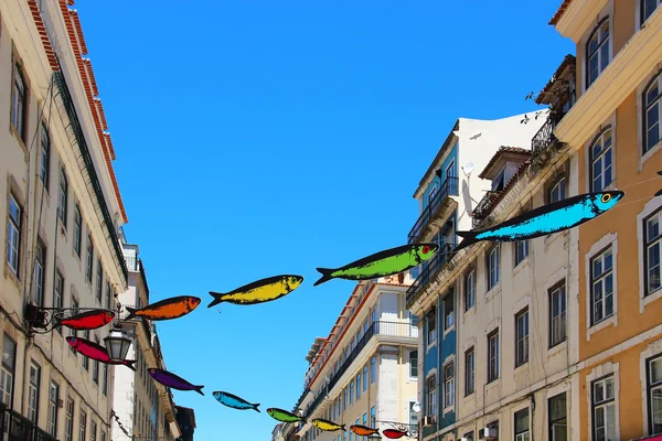 Straat van Lissabon versierd met sardines — Stockfoto