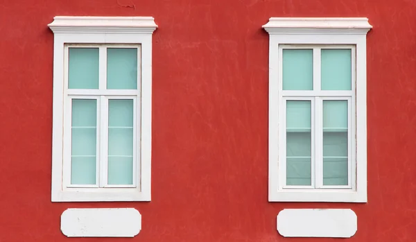 Detalle de fachada roja — Foto de Stock