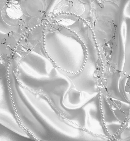 Perlas y perlas de nácar — Foto de Stock