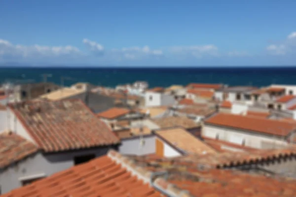 Italia. Isola di Sicilia. Cefalù. Tetti. In stile blur — Foto Stock