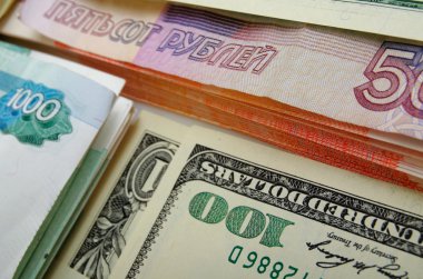 Para spekülasyon Rublesi Doları.