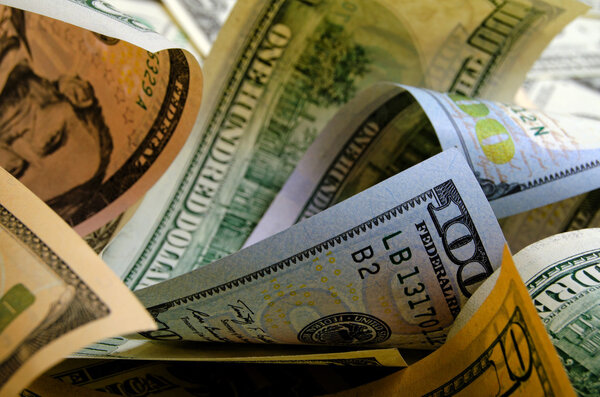 Наличные доллары США
.