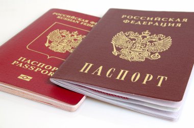 Rus pasaportu.