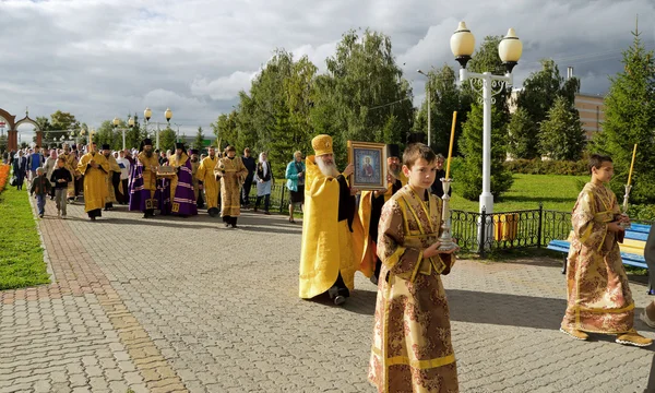 Novocheboksarsk, Russia - August 16, 2015: the meeting of the ar — Stock Photo, Image