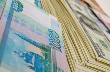 Para spekülasyon Rublesi Doları.