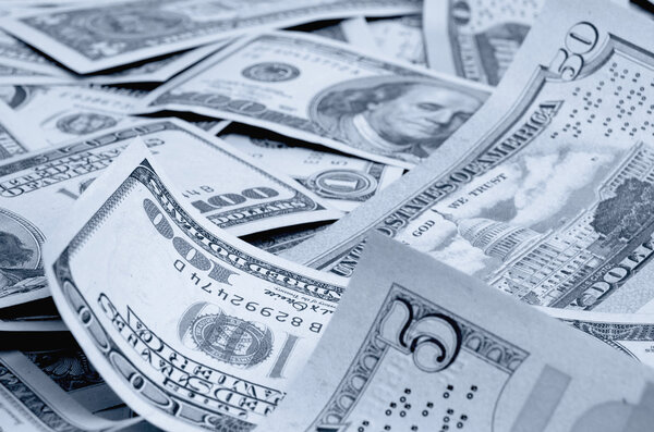 Financial analytics and forecasts.