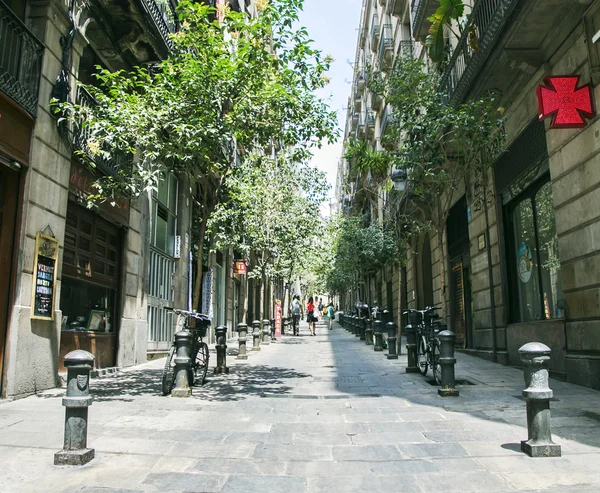 Ruas estreitas do Bairro Gótico em Barcelona — Fotografia de Stock