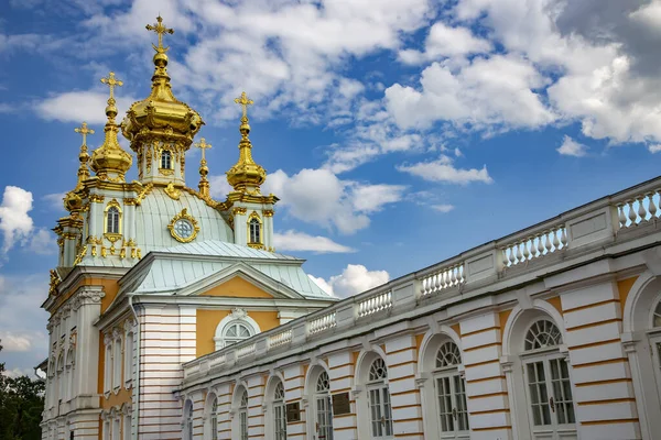 Home Church Peterhof Big Palace Blue Sky Background Petrodborets Αγία — Φωτογραφία Αρχείου