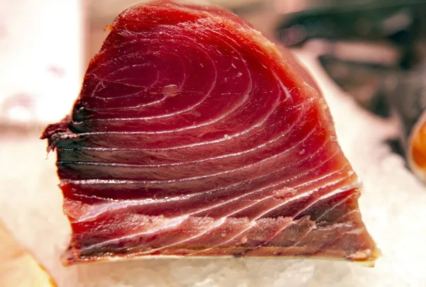Raw Red Tuna Fish Fillet Close Sashimi Steak Seafood Market — Stock Photo, Image