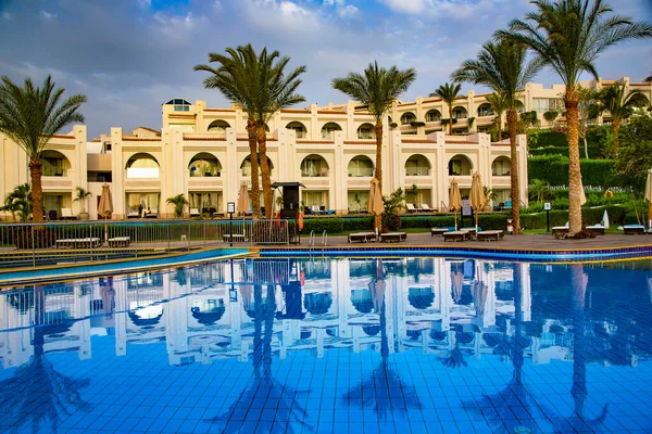 Africa Egypt May 2021 Swimming Pool Some Beach Lounges View — Stock Photo, Image