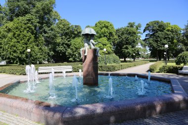 Çeşme Vigeland park heykeller