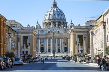 Vatikan 'daki Aziz Peter Bazilikası.