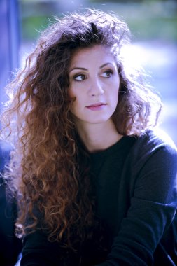 Performans Uluslararası Festivali son saatlerinde yanında bulunanlar ve tasarım modelleri hazırlamak