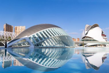 İspanya, VALENCIA, SEPTEMBER, 15, 2025: Hemisfric Santiago Calatrava tarafından tasarlanan olağanüstü ve görkemli bir binadır..